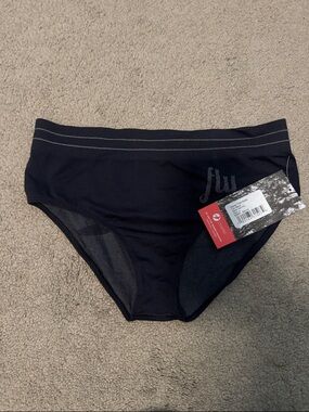 Oiselle Flyte Briefs NWT